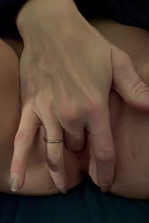 Pussy play